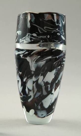 Black Heart Vase